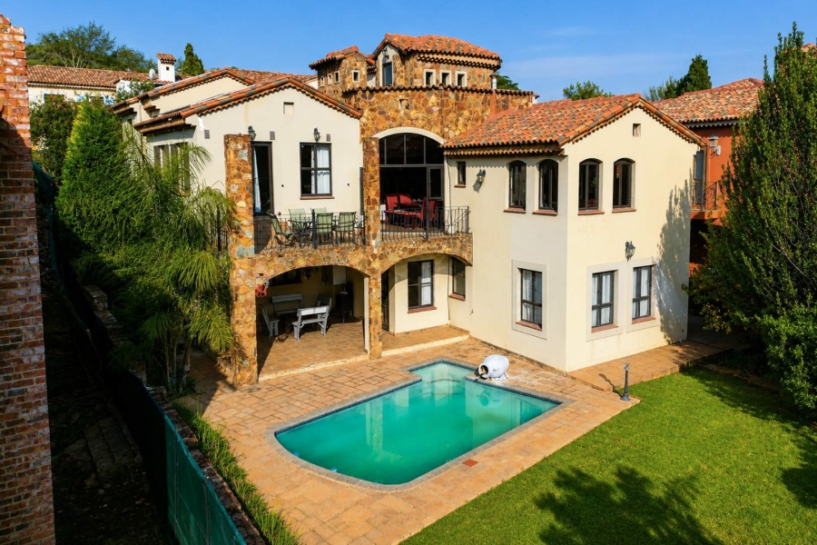 5 Bedroom Property for Sale in Estate D Afrique North West